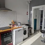 Chambre Privee, Parking Gratuit