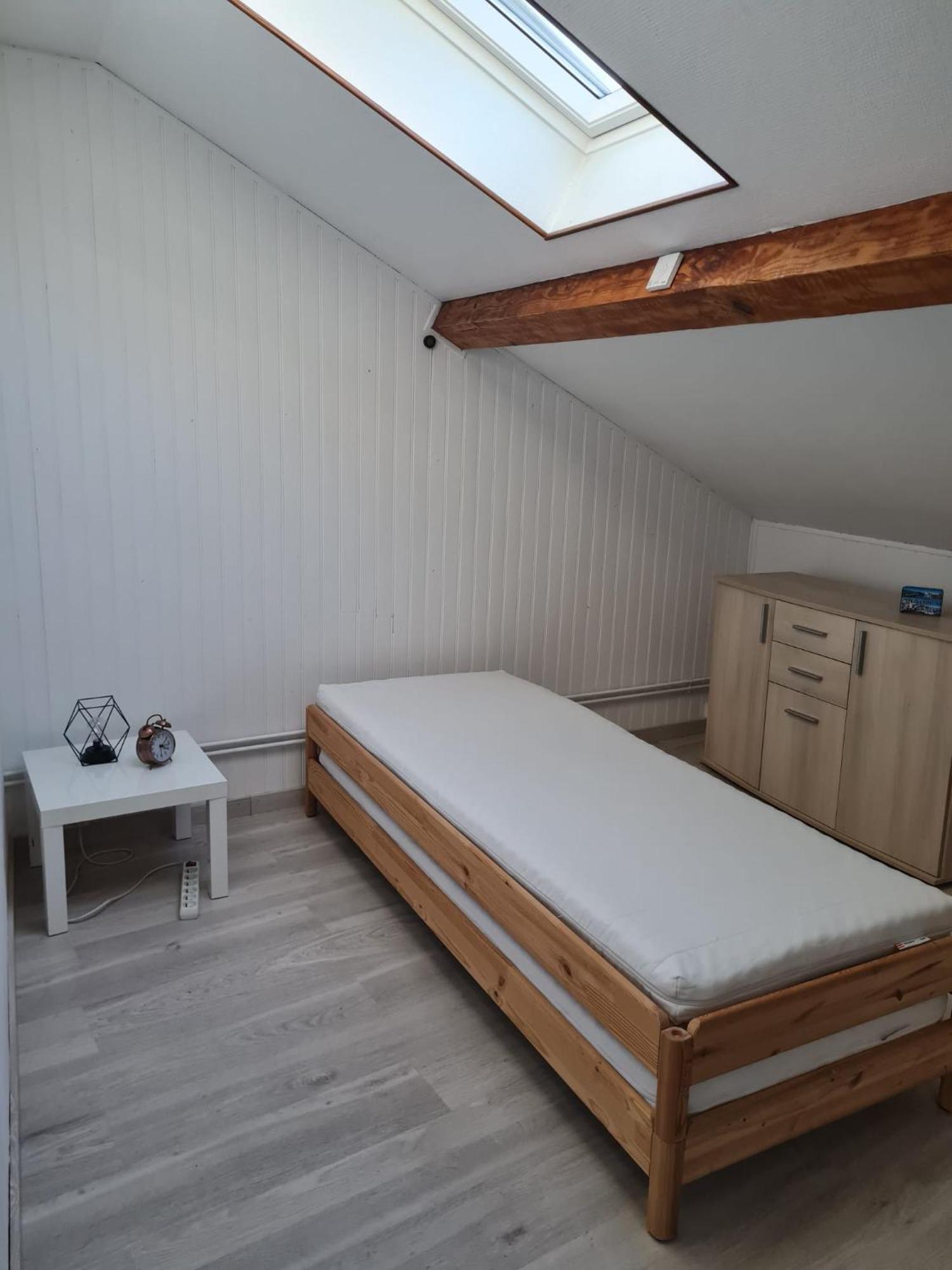 Séjour chez l'habitant Privee, Parking Gratuit
